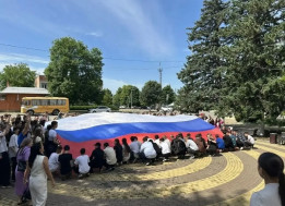 Студенты УТМиПТ стали участником патриотического флешмоба